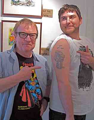 Chasing Vaughan Bodē comics-Michael Hill with Nic Beatson and Bodē tattoo. (Photo-© 2013 Louise Graber)