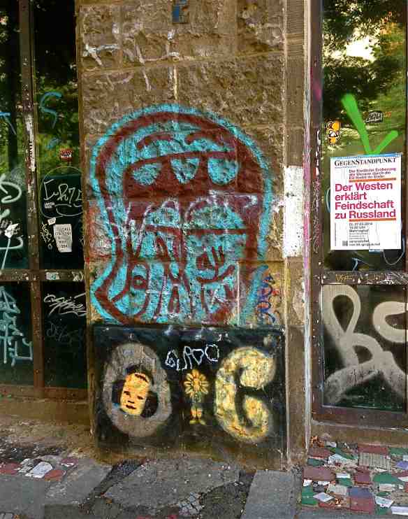 Graffiti (Photo-© 2014 Michael Hill)